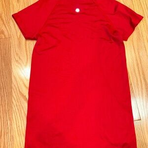 Lululemon Red shirt
